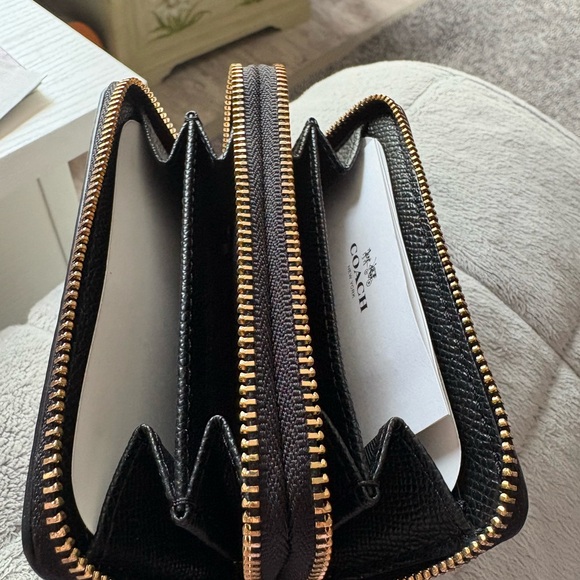 Coach Leopard Print Wallet - Picture 3 of 4